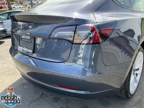 Used 2023 Tesla Model 3 Standard Range image 81