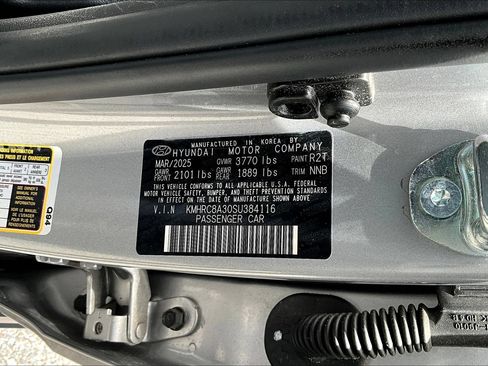 Used 2025 Hyundai Venue SEL FWD image 22