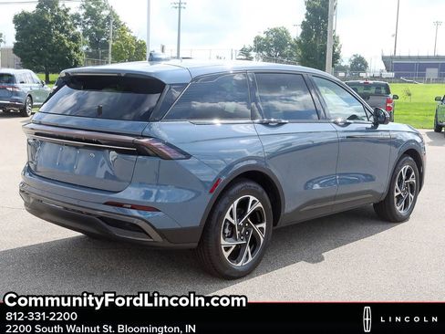 New 2025 Lincoln Nautilus Premier w/ Jet Appearance Package image 7