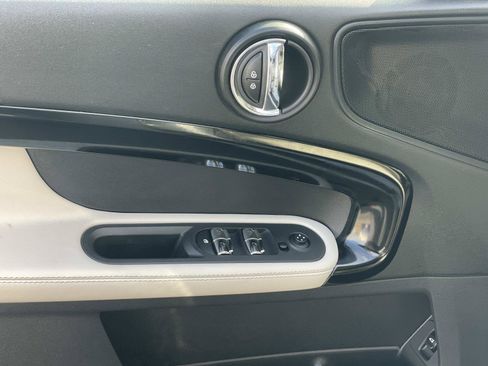 Used 2019 MINI Cooper Countryman S w/ Signature Upholstery Package AWD/4WD image 18