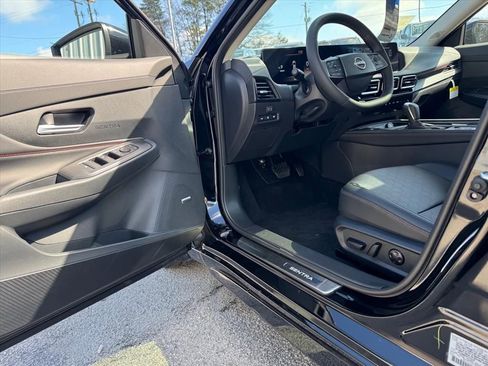 New 2026 Nissan Sentra SR w/ SR Premium Package image 13