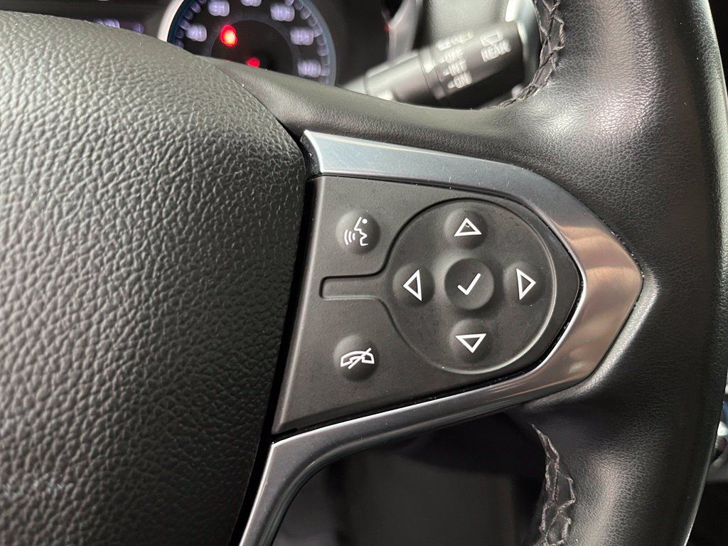 Used 2023 Chevrolet Traverse LT AWD/4WD image 30