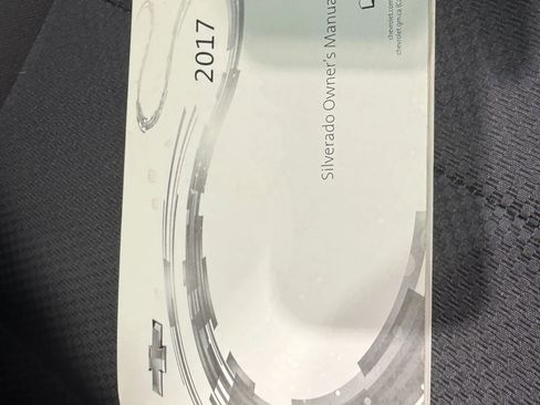 Used 2017 Chevrolet Silverado 1500 LT w/ All Star Edition image 31