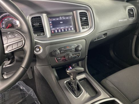 Used 2020 Dodge Charger SXT RWD image 26