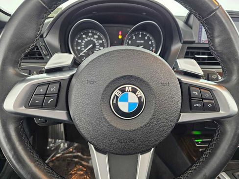 Used 2010 BMW Z4 sDrive35i image 19