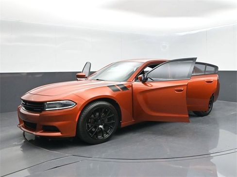 Used 2020 Dodge Charger SXT image 59