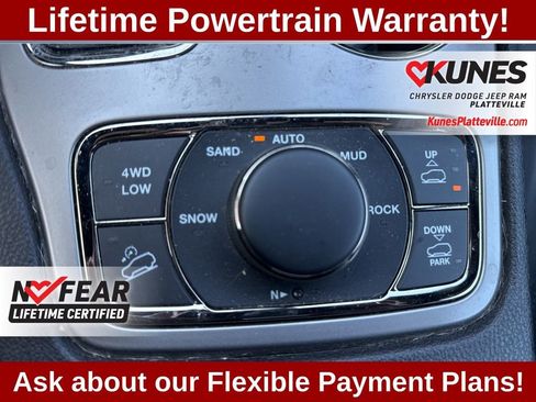 Used 2021 Jeep Grand Cherokee High Altitude AWD/4WD image 23