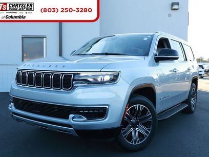 Certified 2024 Jeep Wagoneer Series II w/ Flexible Seating Group