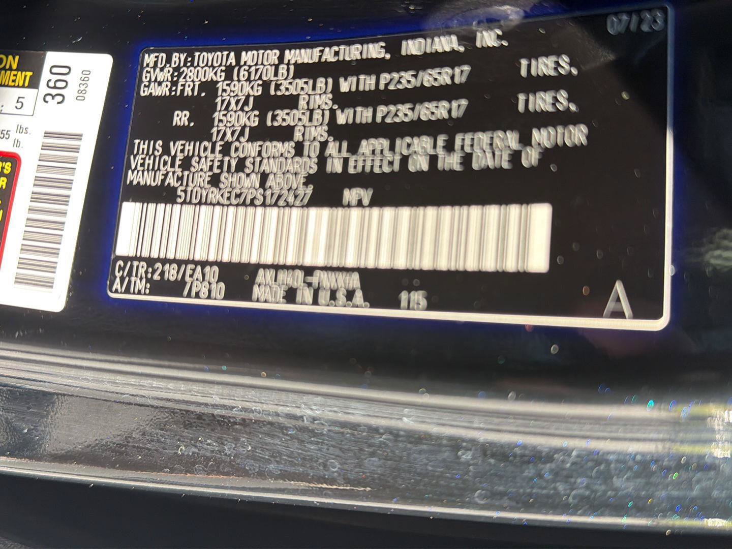Used 2023 Toyota Sienna XLE FWD image 42