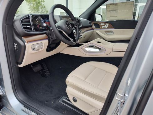 New 2026 Mercedes-Benz GLE 450 4MATIC image 2