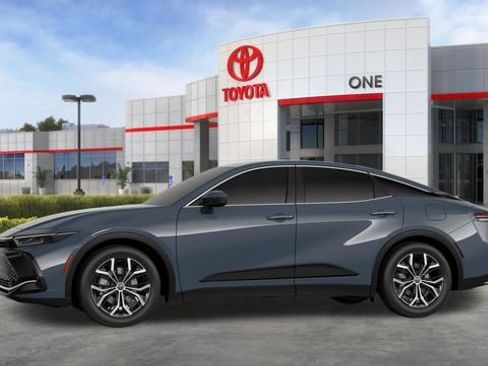 New 2026 Toyota Crown XLE image 6