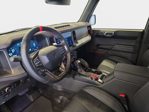 Used 2025 Ford Bronco Raptor AWD/4WD image 18