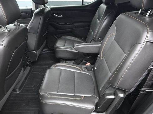 Used 2021 Chevrolet Traverse Premier w/ Redline Edition FWD image 31