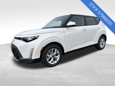 New 2025 Kia Soul LX image 3