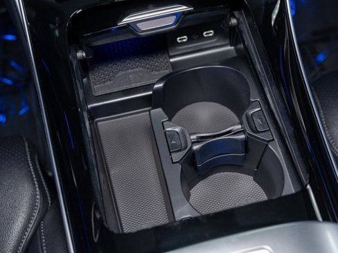 Certified 2025 Mercedes-Benz C 300 Sedan image 23