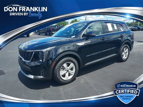 Used 2026 Kia Sorento LX FWD image 1