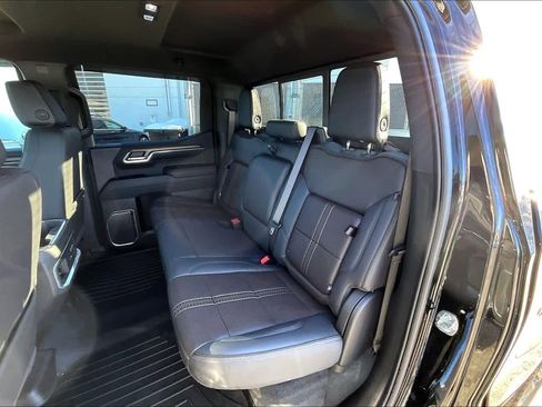 Used 2025 Chevrolet Silverado 1500 High Country w/ Technology Package AWD/4WD image 20