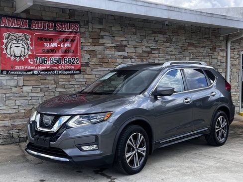 Used 2017 Nissan Rogue SL w/ SL Premium Package AWD/4WD image 2