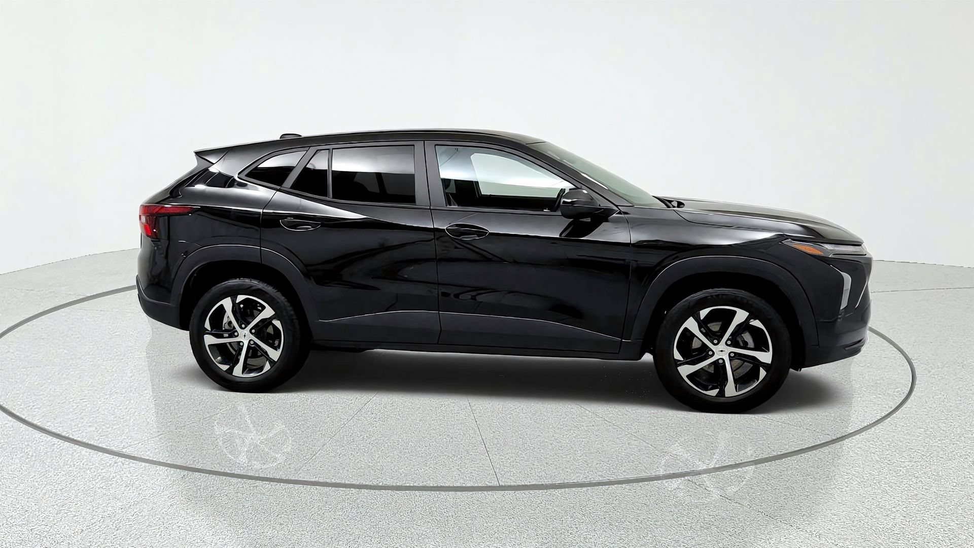 Certified 2024 Chevrolet Trax RS FWD image 6