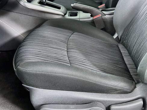 Used 2019 Nissan Sentra SV FWD image 18