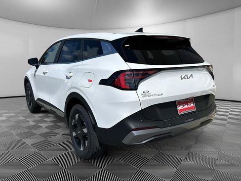 New 2026 Kia Sportage LX w/ LX Convenience Package AWD/4WD image 6