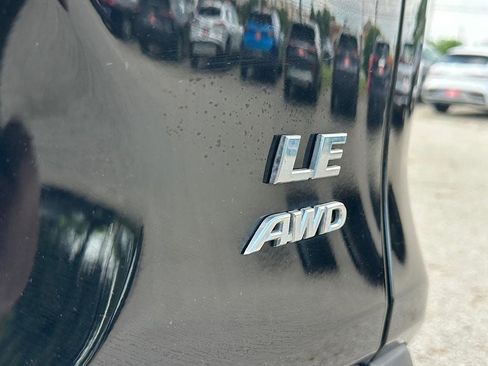 Certified 2023 Toyota RAV4 LE AWD/4WD image 5