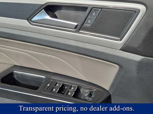 Used 2021 Volkswagen Atlas SE w/ Panoramic Sunroof Package image 21