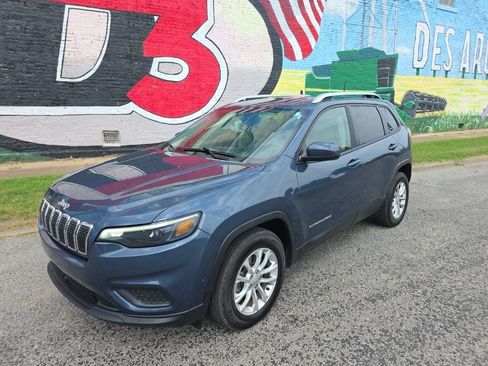 Used 2020 Jeep Cherokee Latitude w/ Advanced Safety Group FWD image 49