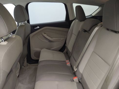 Used 2015 Ford Escape SE image 18