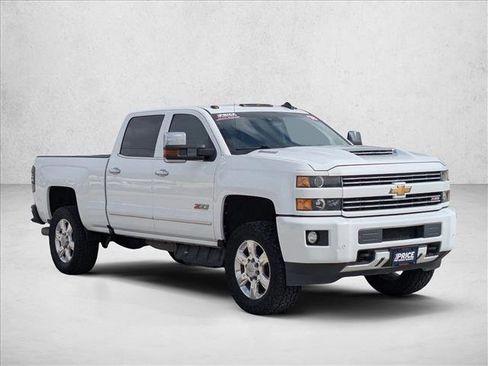 Used 2018 Chevrolet Silverado 2500 LTZ w/ Duramax Plus Package image 3
