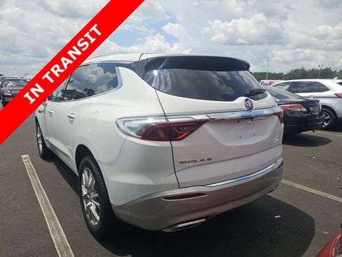Used 2022 Buick Enclave Premium FWD image 4