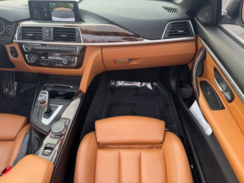 Used 2020 BMW 430i xDrive Convertible w/ Convenience Package image 18