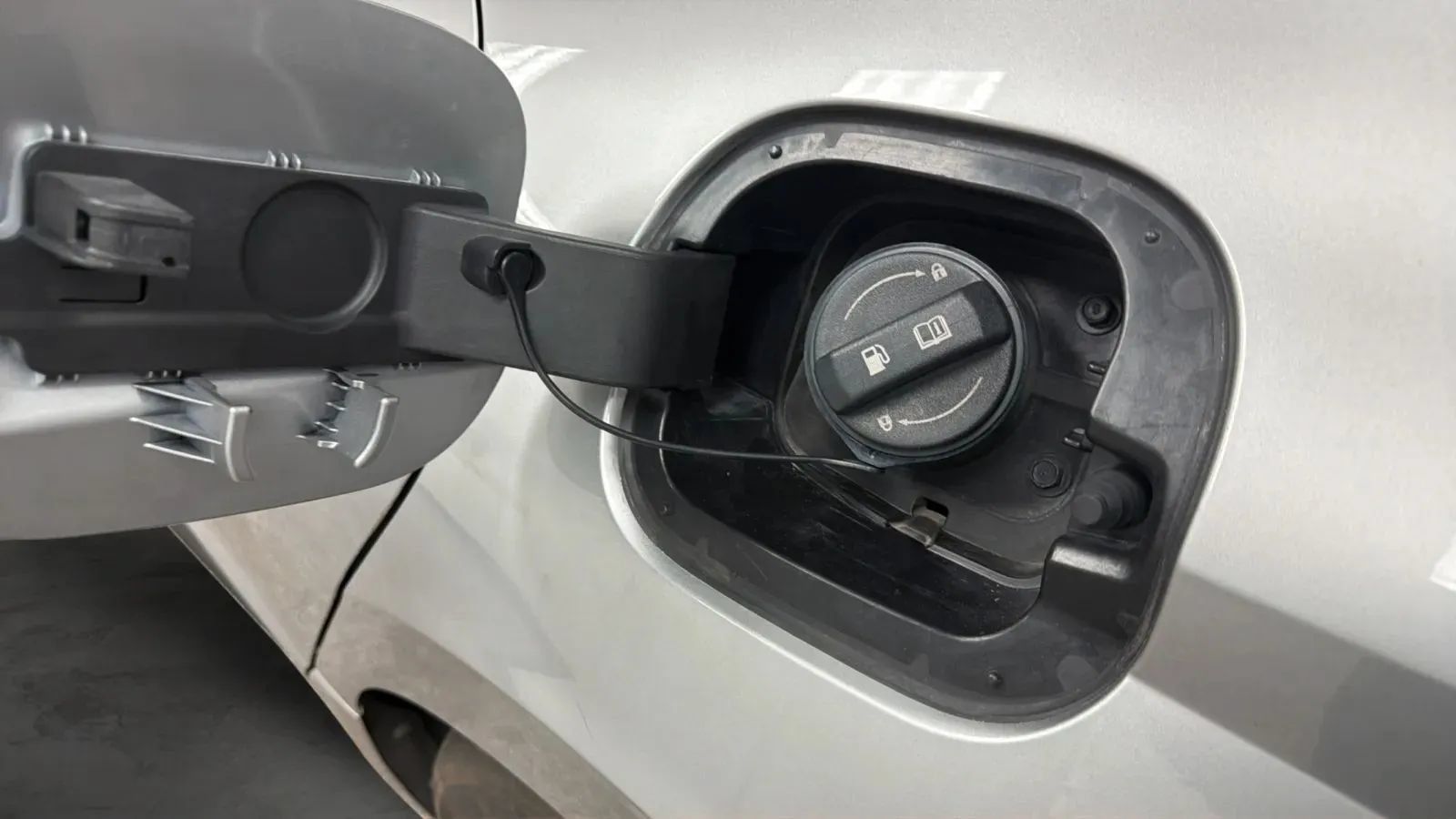 Used 2021 Hyundai Sonata SEL FWD image 27