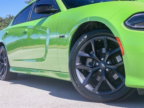 Used 2023 Dodge Charger R/T w/ Blacktop Package image 2