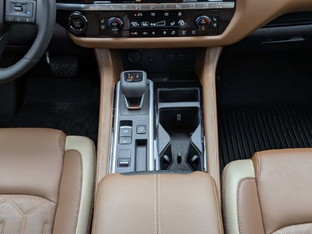 Used 2026 Nissan Pathfinder Platinum w/ Cargo Package FWD image 20