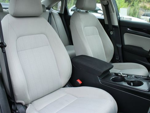 Used 2024 Honda Civic EX image 18