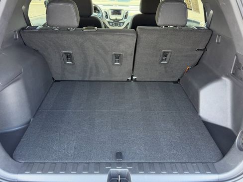 Used 2022 Chevrolet Equinox LT image 24