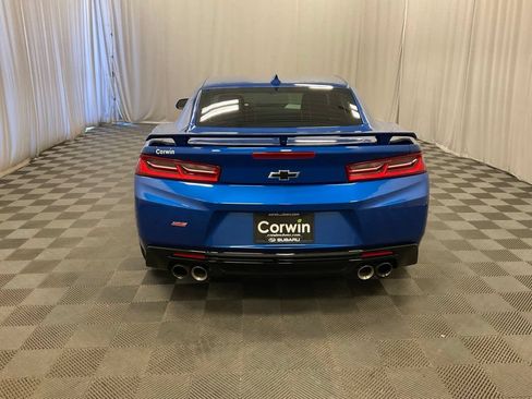 Used 2018 Chevrolet Camaro SS RWD image 5