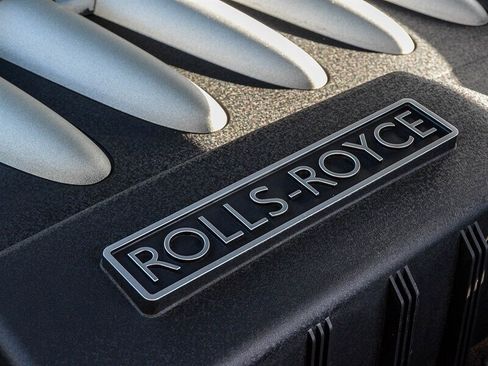 Used 2019 Rolls-Royce Dawn image 45