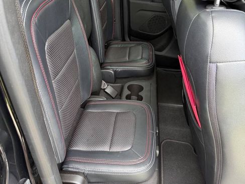Used 2020 GMC Canyon SLE RWD image 18