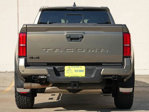 Used 2024 Toyota Tacoma TRD Sport w/ TRD Sport Premium Package AWD/4WD image 11