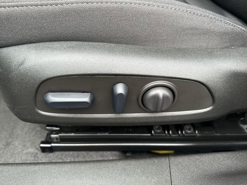 Used 2025 Chevrolet Malibu LT image 14