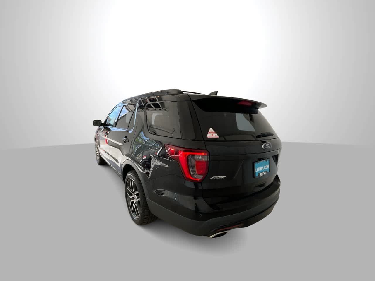 Used 2017 Ford Explorer Sport AWD/4WD image 6