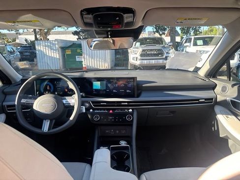 Used 2025 Hyundai Sonata SEL FWD image 35