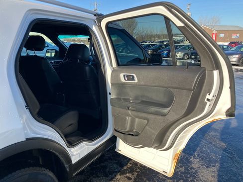 Used 2013 Ford Explorer XLT image 16