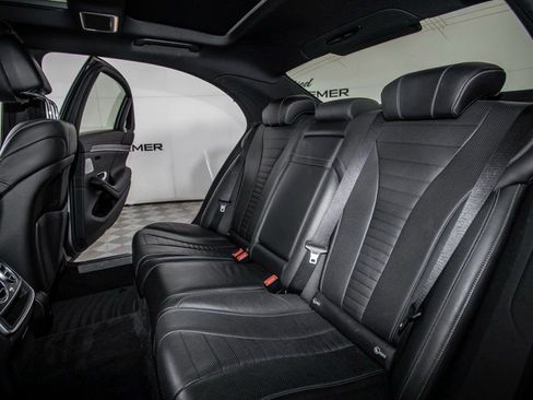 Used 2015 Mercedes-Benz S 550 Sedan image 37