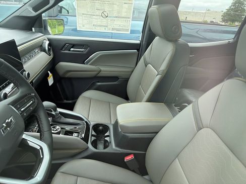 New 2026 Chevrolet Colorado ZR2 AWD/4WD image 12