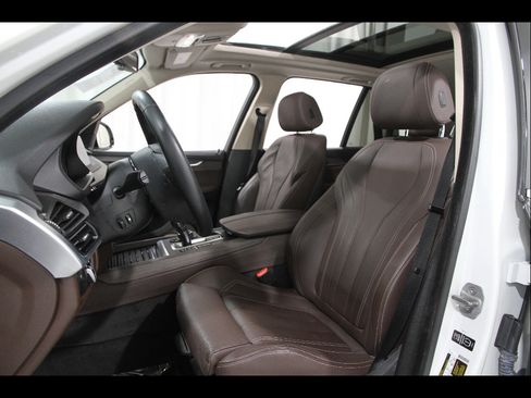 Used 2015 BMW X5 xDrive50i AWD/4WD image 5