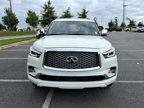 Used 2022 INFINITI QX80 Sensory w/ Cargo Package RWD image 2