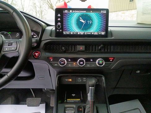 Used 2025 Honda CR-V Sport-L image 28